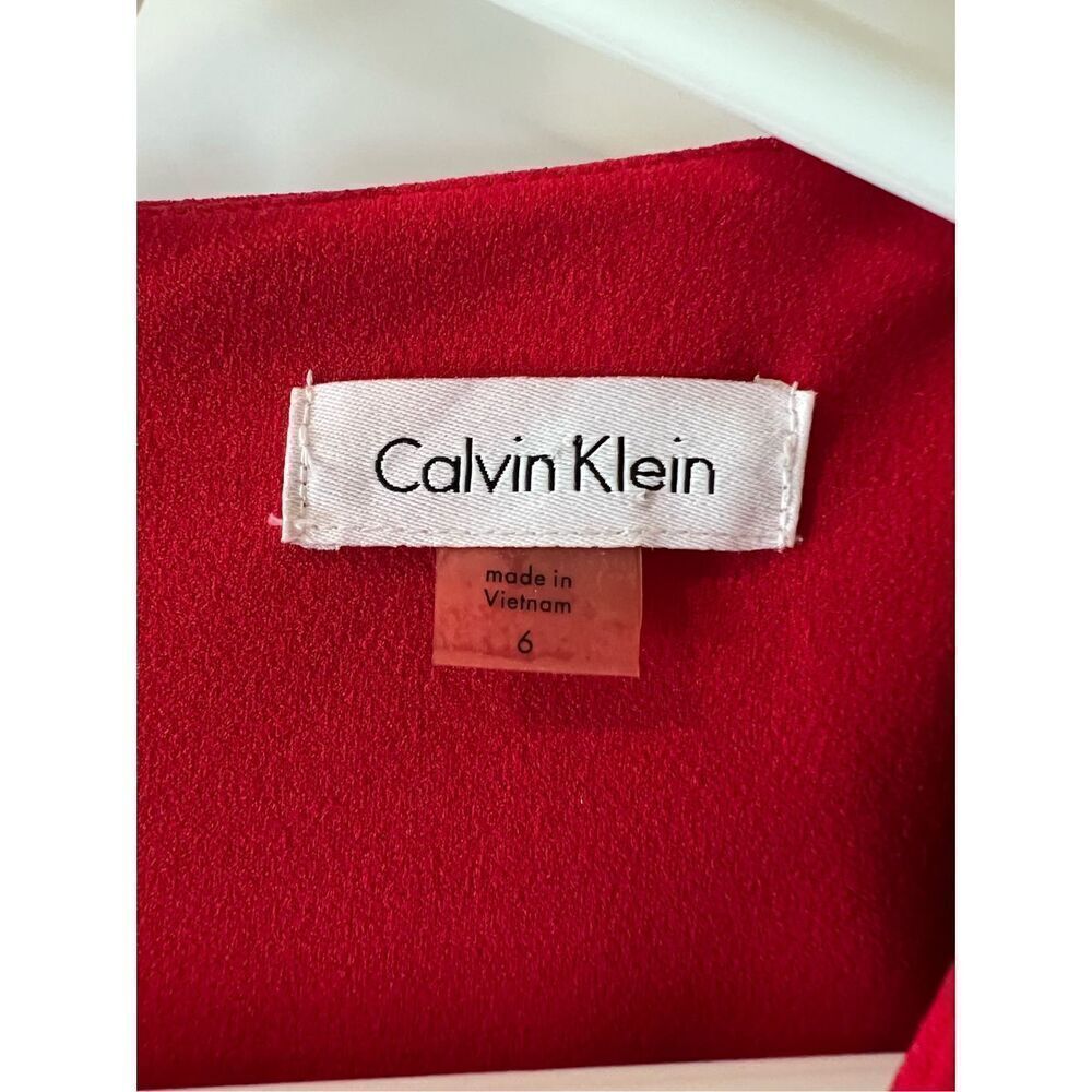 Calvin Klein sheath dress with red bell ruffle sleeves size 6 - Picture 2 of 12